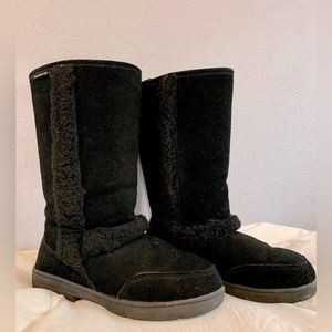 Bearpaw sheepskin boots